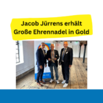 Jacon erhält Ehrennadel